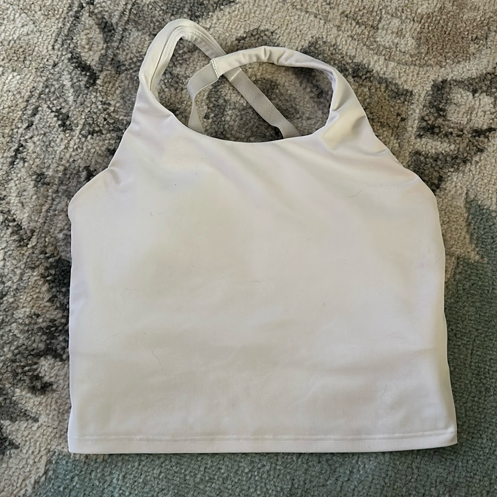 White old navy sports bra